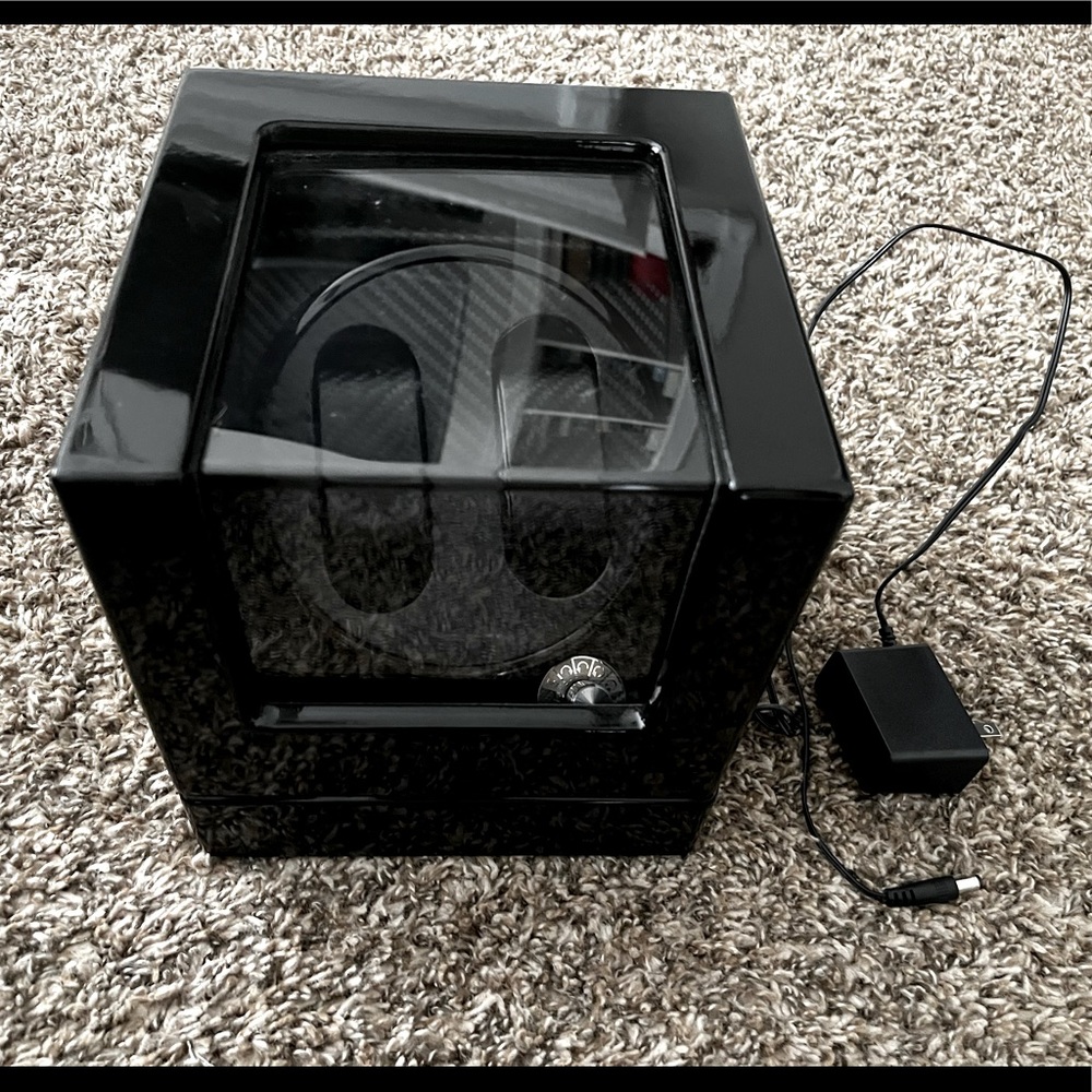 Dual watch winder for automatic timepieces!